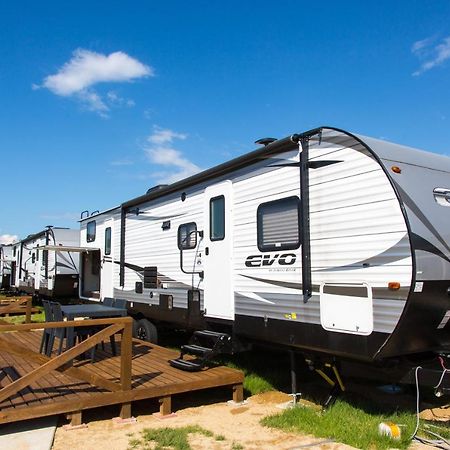 The Trailerhouse Village Amakusa Marina Kami Amakusa Экстерьер фото